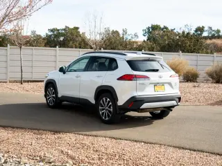 2024 Toyota Corolla Cross XLE