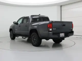 Toyota Tacoma 2023 4x4 SR5 V6 4dr Double Cab 5.0 ft SB