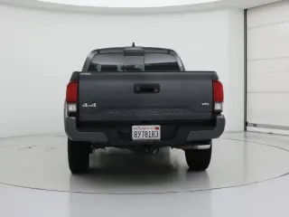 Toyota Tacoma 2023 4x4 SR5 V6 4dr Double Cab 5.0 ft SB