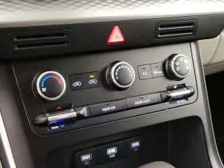 Kia Carnival 2024 LX 4dr Mini-Van