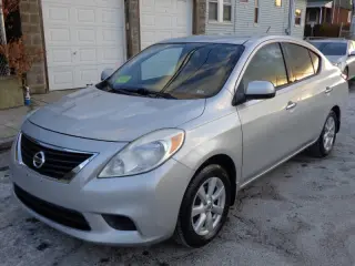 2014 Nissan Versa 1.6 SV
