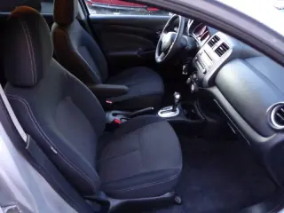 2014 Nissan Versa 1.6 SV