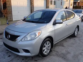 2014 Nissan Versa 1.6 SV
