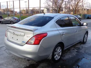 2014 Nissan Versa 1.6 SV