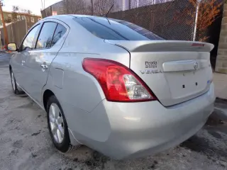 2014 Nissan Versa 1.6 SV