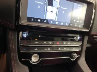 Jaguar F-PACE 2020 AWD Checkered Flag Limited Edition 4dr SUV