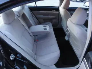 2013 Subaru Legacy 2.5i Premium