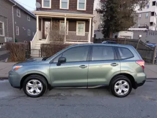 2014 Subaru Forester 2.5i