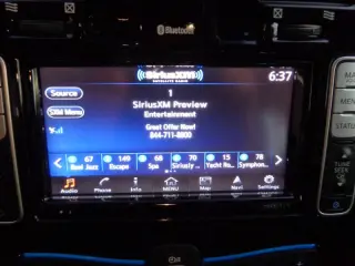 2017 Nissan LEAF SL