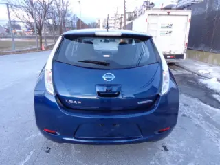 2017 Nissan LEAF SV