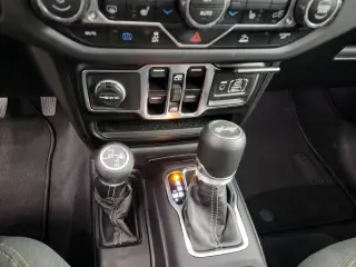 Jeep Wrangler 2025 4x4 Sahara 4xe 4dr SUV