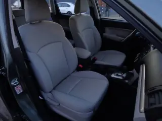 2014 Subaru Forester 2.5i