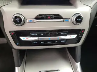 Ford Explorer 2023 XLT 4dr SUV