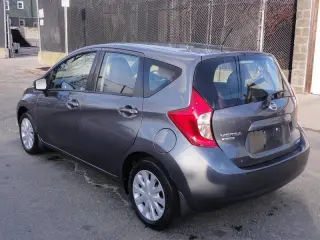 2016 Nissan Versa Note SV