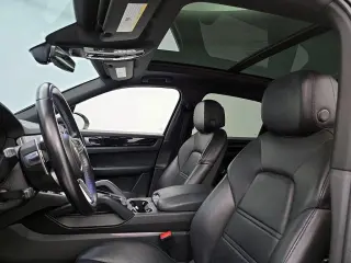 Porsche Cayenne 2021 AWD 4dr SUV