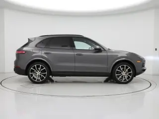 Porsche Cayenne 2021 AWD 4dr SUV