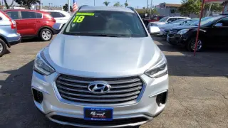 2018 Hyundai Santa Fe SE