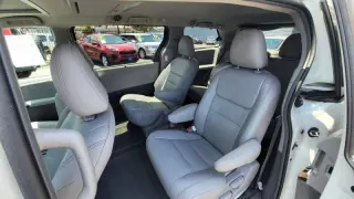 2015 Toyota Sienna XLE Premium 8-Passenger