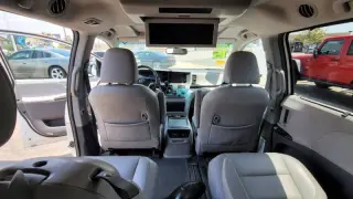2015 Toyota Sienna XLE Premium 8-Passenger