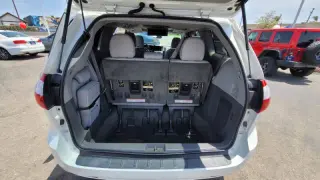 2015 Toyota Sienna XLE Premium 8-Passenger