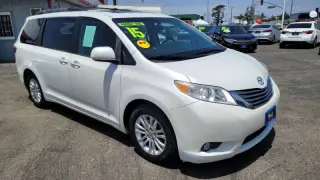 2015 Toyota Sienna XLE Premium 8-Passenger