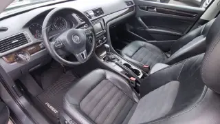 2014 Volkswagen Passat 1.8T SEL Premium PZEV