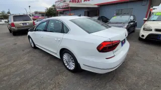 2017 Volkswagen Passat 1.8T SE