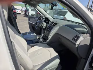 2011 Chevrolet Traverse LT
