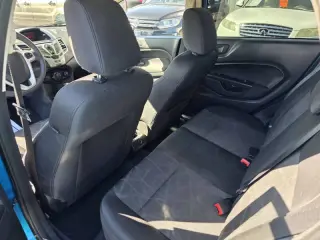 2012 Ford Fiesta SE