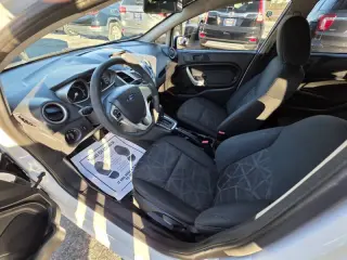 2011 Ford Fiesta SE
