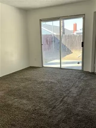 3 Bed 2 Bath + Loft