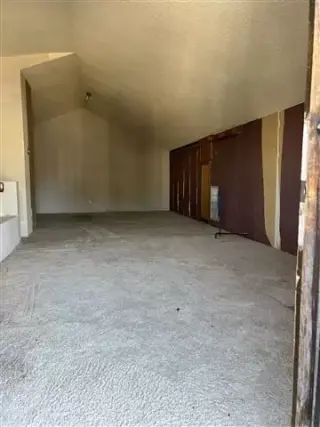 3 Bed 2 Bath + Loft