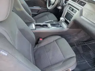 2010 Ford Mustang V6 Premium