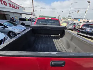 2005 Ford F-150 XLT