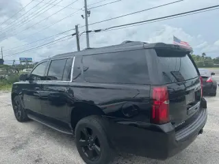 2017 Chevrolet Suburban LT