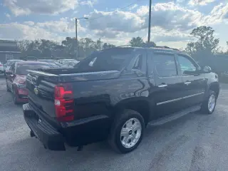 2012 Chevrolet Avalanche LTZ