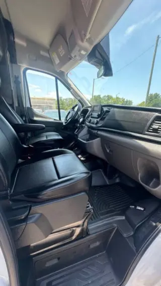 2021 Ford Transit 250
