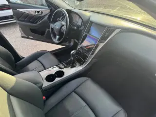 2015 Infiniti Q50 Premium