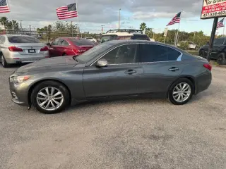 2015 Infiniti Q50 Premium