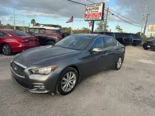 2015 Infiniti Q50 Premium
