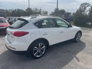 2013 Infiniti EX37 Journey