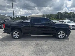 2017 Chevrolet Silverado 1500 Custom