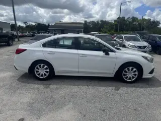 2019 Subaru Legacy 2.5i