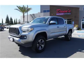 2017 Toyota Tacoma TRD Sport Pickup 4D 5 ft