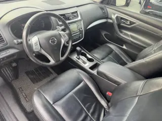 2016 Nissan Altima 2.5 SR