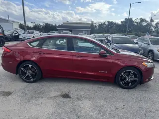 2018 Ford Fusion Hybrid SE
