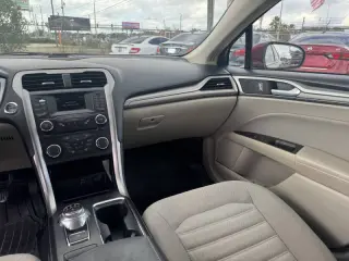 2018 Ford Fusion Hybrid SE