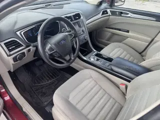 2018 Ford Fusion Hybrid SE