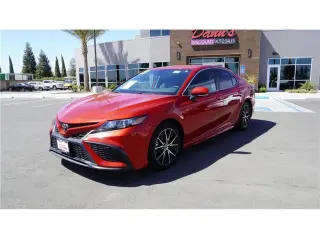 2023 Toyota Camry SE Sedan 4D