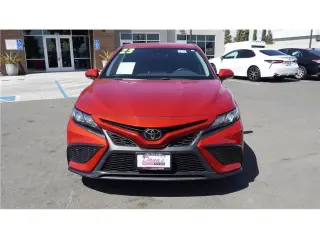 2023 Toyota Camry SE Sedan 4D